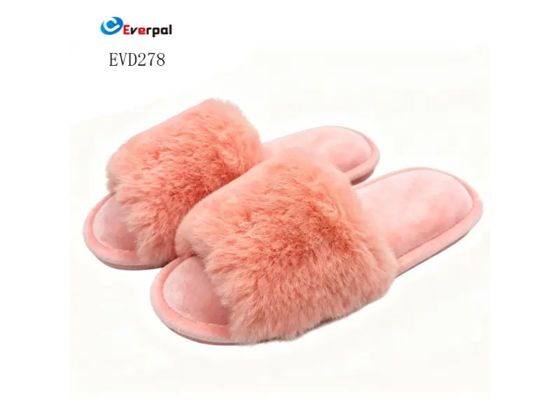 Dámske papuče do spálne z fuzzy kožušiny